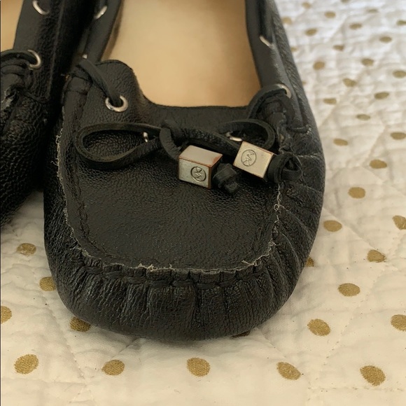 Michael Kors Leather Moccasins Size 7M - Picture 5 of 7